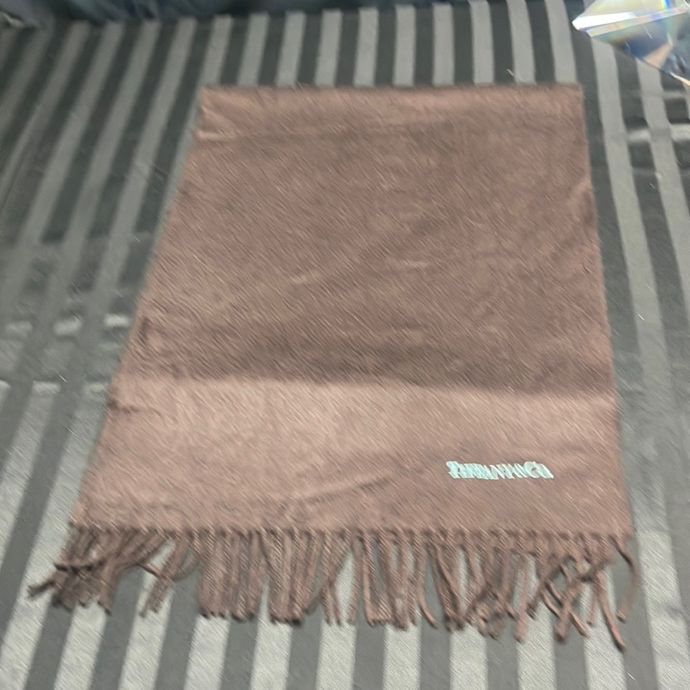 Tiffany & Co. Large Brown 100% Cashmere Unisex Scarf made in Italy,14 in X 68 in